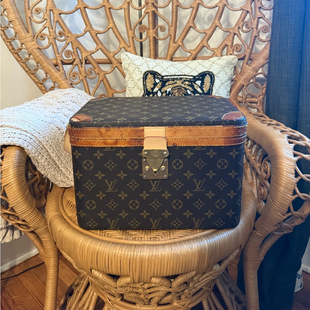 Louis Vuitton Train Case, Jewelry Case, Beauty Case, Make-Up Case